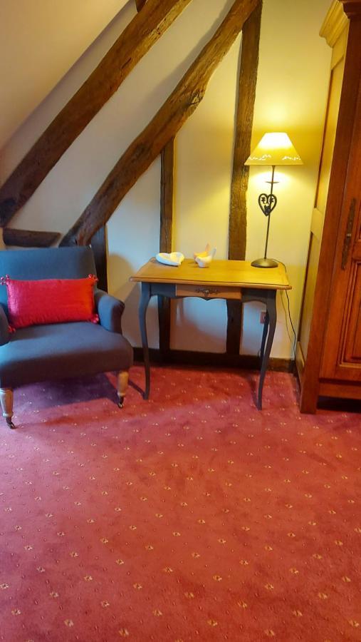 Les 3 Roses Bed & Breakfast Anjouin Exterior foto