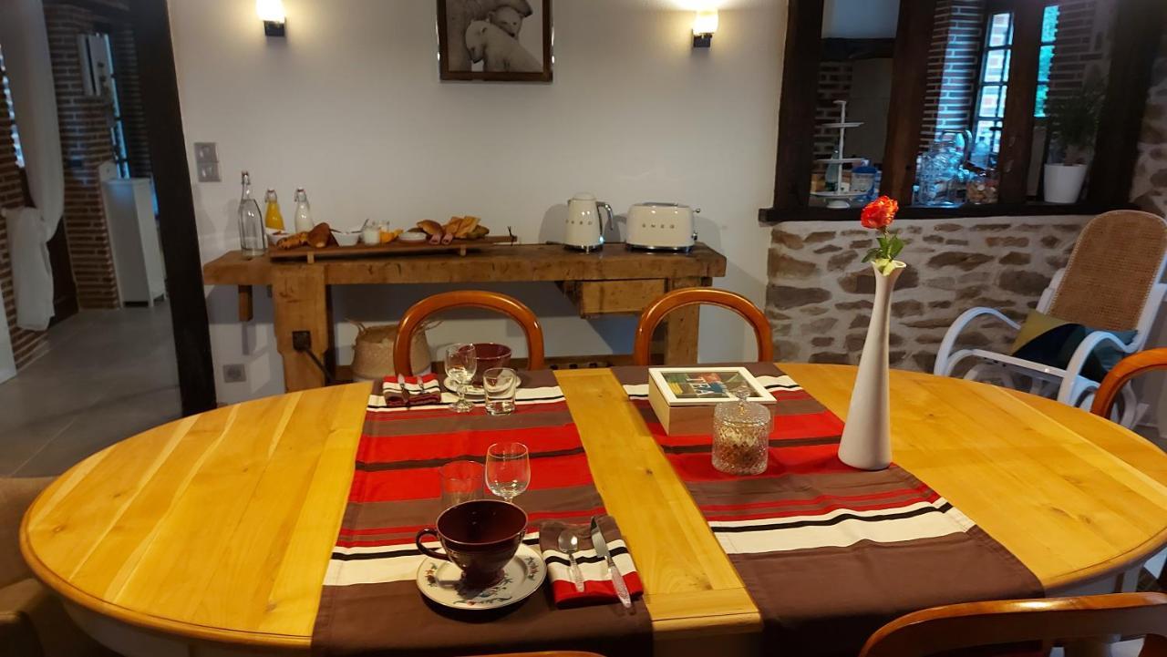 Les 3 Roses Bed & Breakfast Anjouin Exterior foto