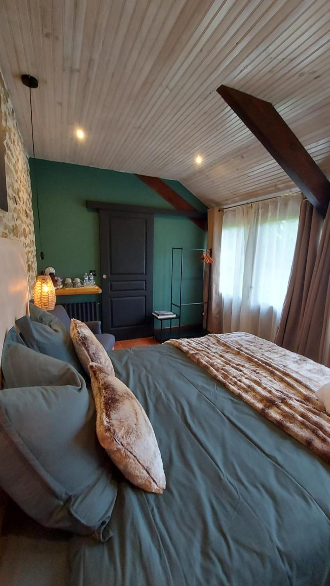 Les 3 Roses Bed & Breakfast Anjouin Exterior foto